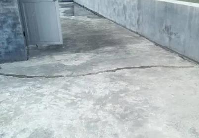 恩阳楼顶漏水维修公司分享下如何解决卫生间隐蔽部位漏水的问题?